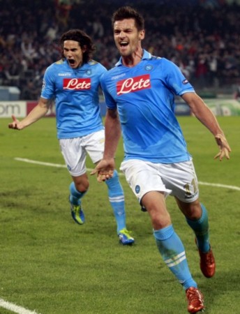 相比之下 相比之下